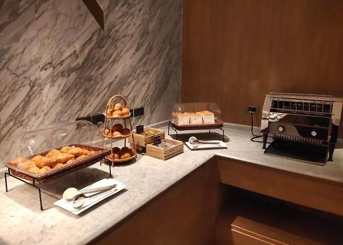 Ayathorn Hotel 4*